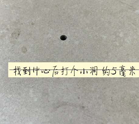 滴道瓷砖空鼓维修公司专业解答在瓷砖铺贴过程中，如果砂料搅拌不均匀，将会带来以下问题